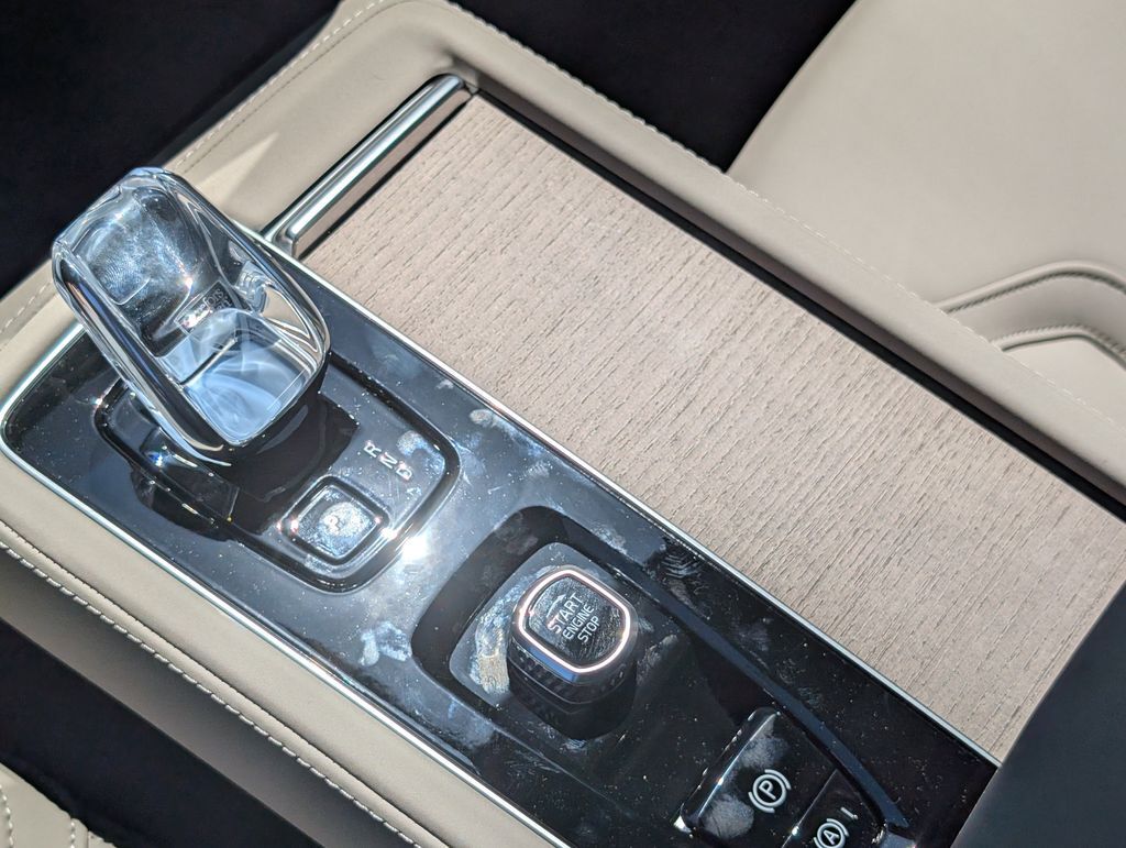 2026 Volvo XC90 Plug-In Hybrid T8 Plus Hunt Valley MD