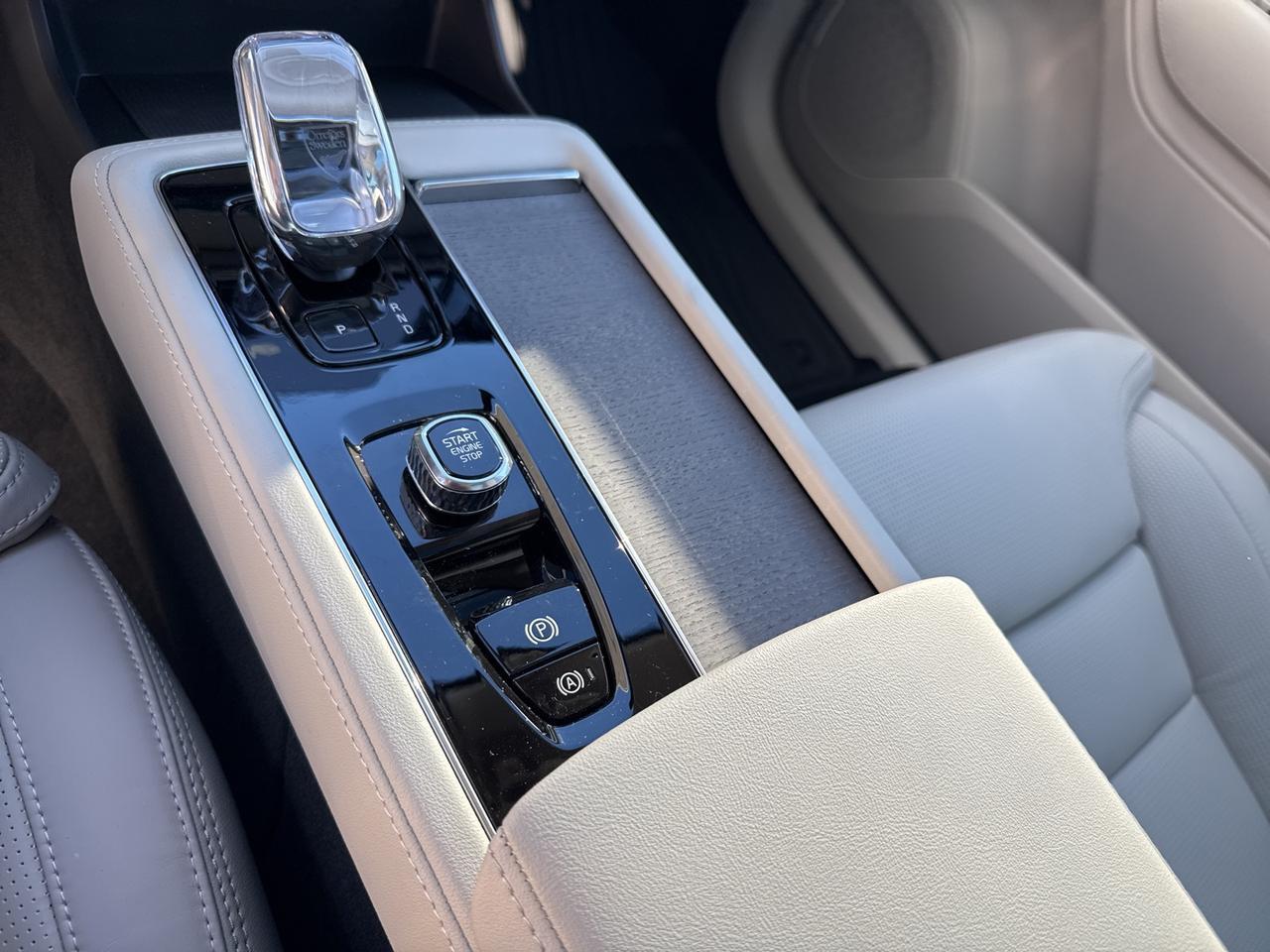 2026 Volvo XC90 Plug-In Hybrid T8 Ultra Bend OR