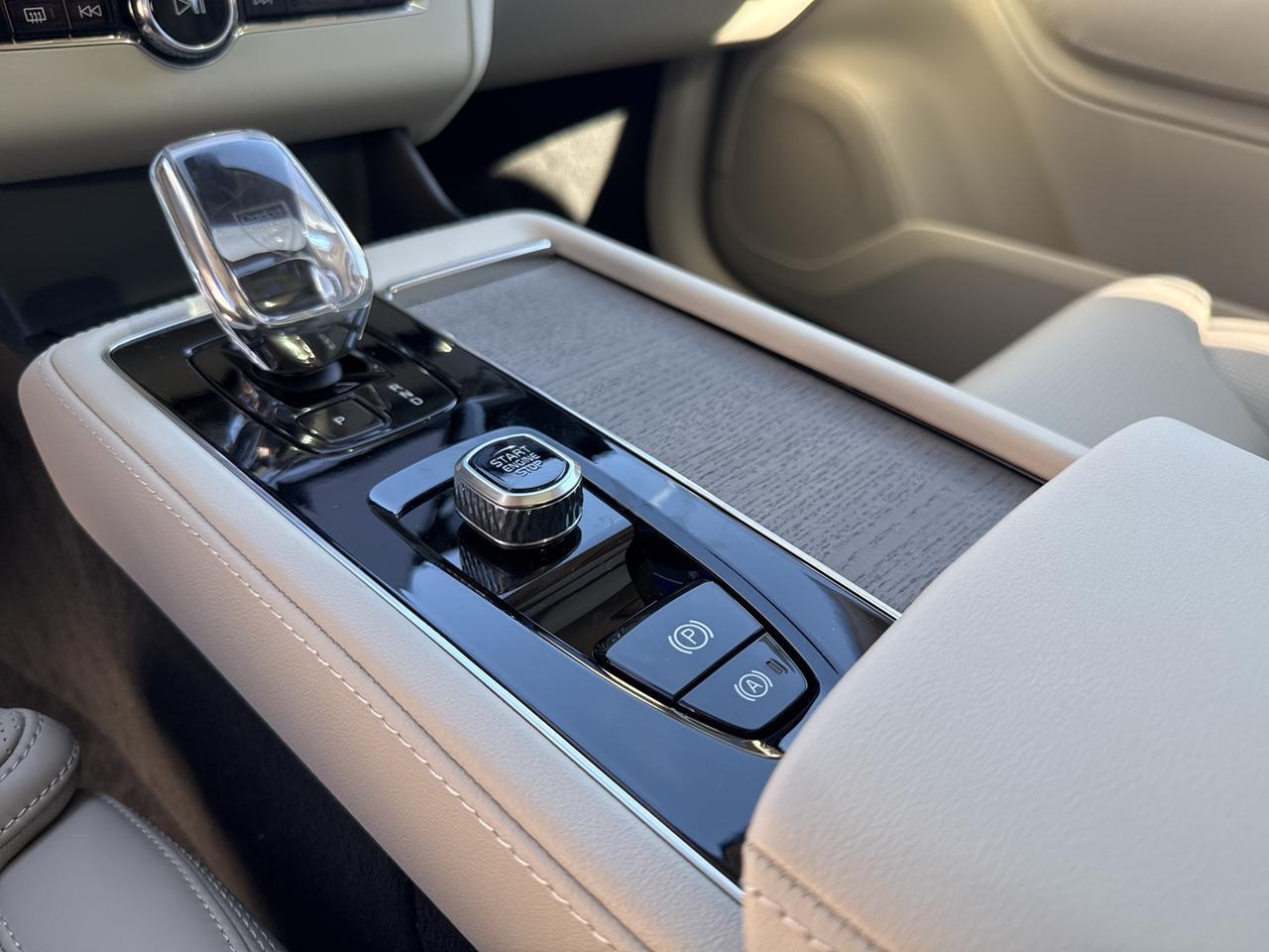 2026 Volvo XC90 Plug-In Hybrid T8 Ultra Bend OR