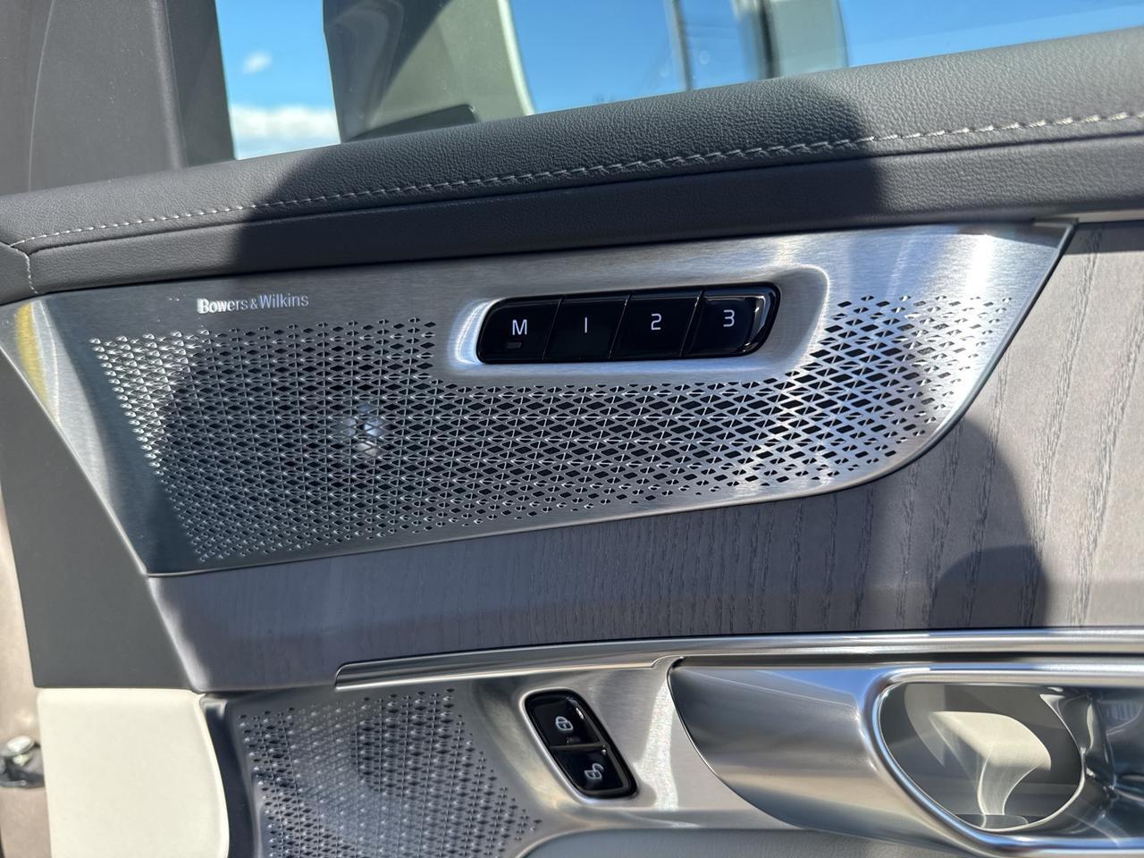 2026 Volvo XC90 Plug-In Hybrid T8 Ultra Bend OR