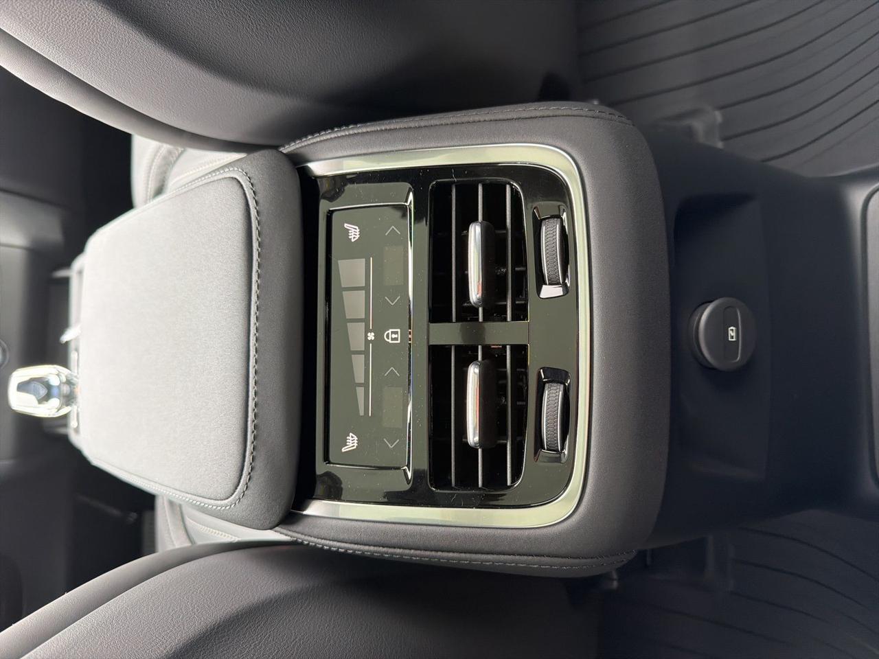 2026 Volvo XC90 Plug-In Hybrid T8 Ultra Bend OR