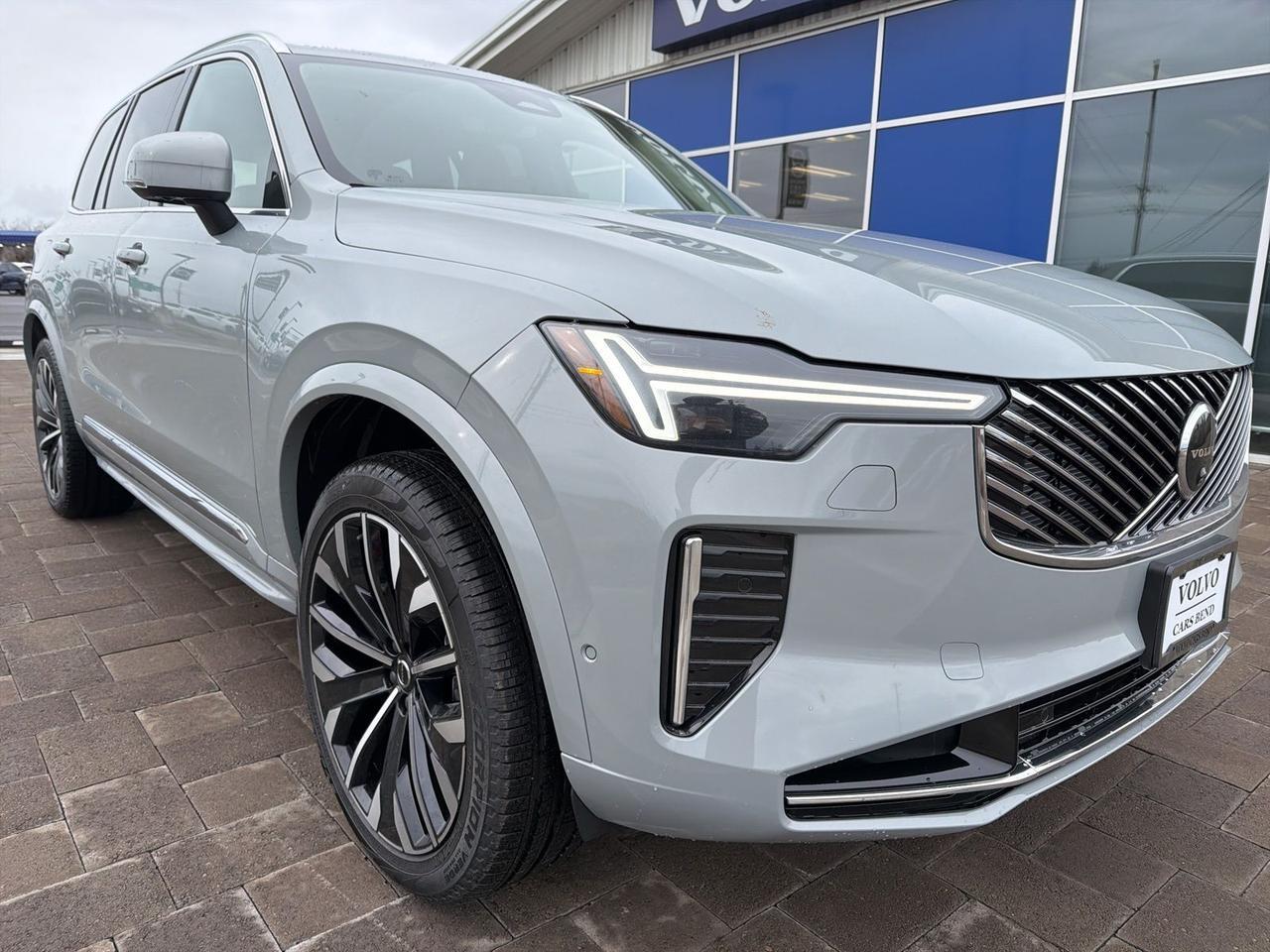 2026 Volvo XC90 Plug-In Hybrid T8 Ultra