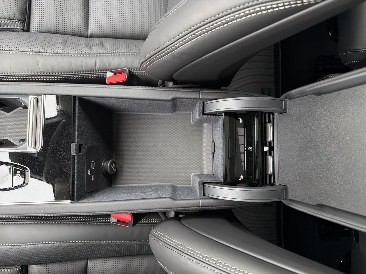 2026 Volvo XC90 Plug-In Hybrid T8 Ultra Bend OR