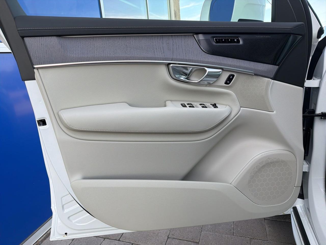 2026 Volvo XC90 Plug-In Hybrid T8 Ultra Bend OR