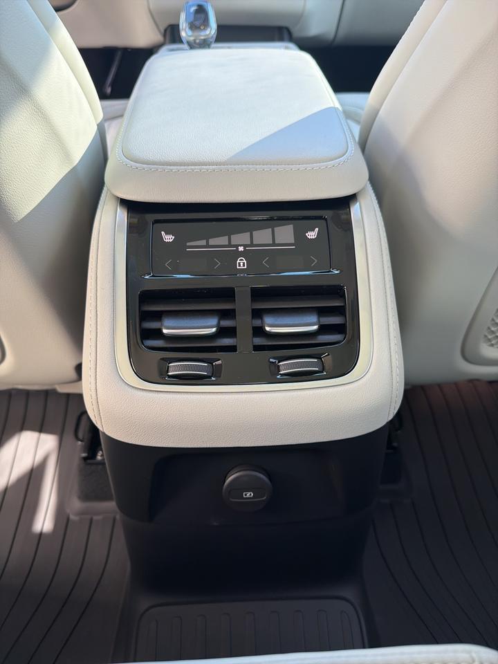 2026 Volvo XC90 Plug-In Hybrid T8 Ultra Bend OR