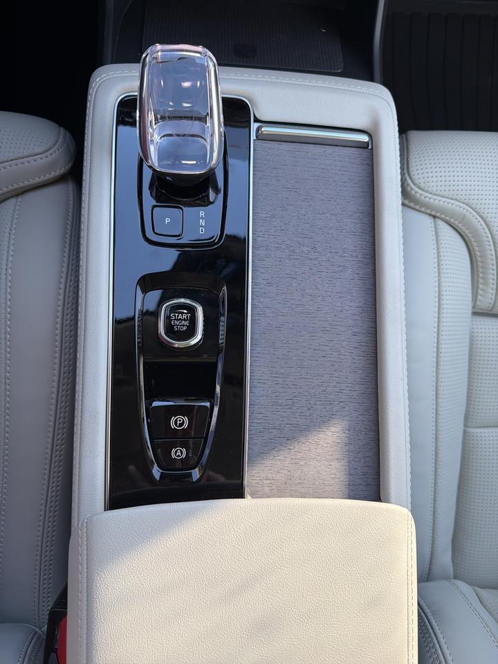 2026 Volvo XC90 Plug-In Hybrid T8 Ultra Bend OR