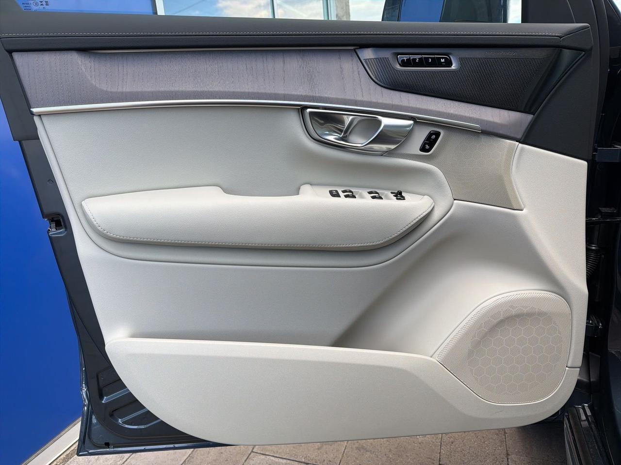 2026 Volvo XC90 Plug-In Hybrid T8 Ultra Bend OR