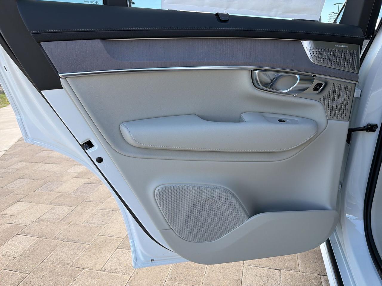 2026 Volvo XC90 Plug-In Hybrid T8 Ultra Bend OR
