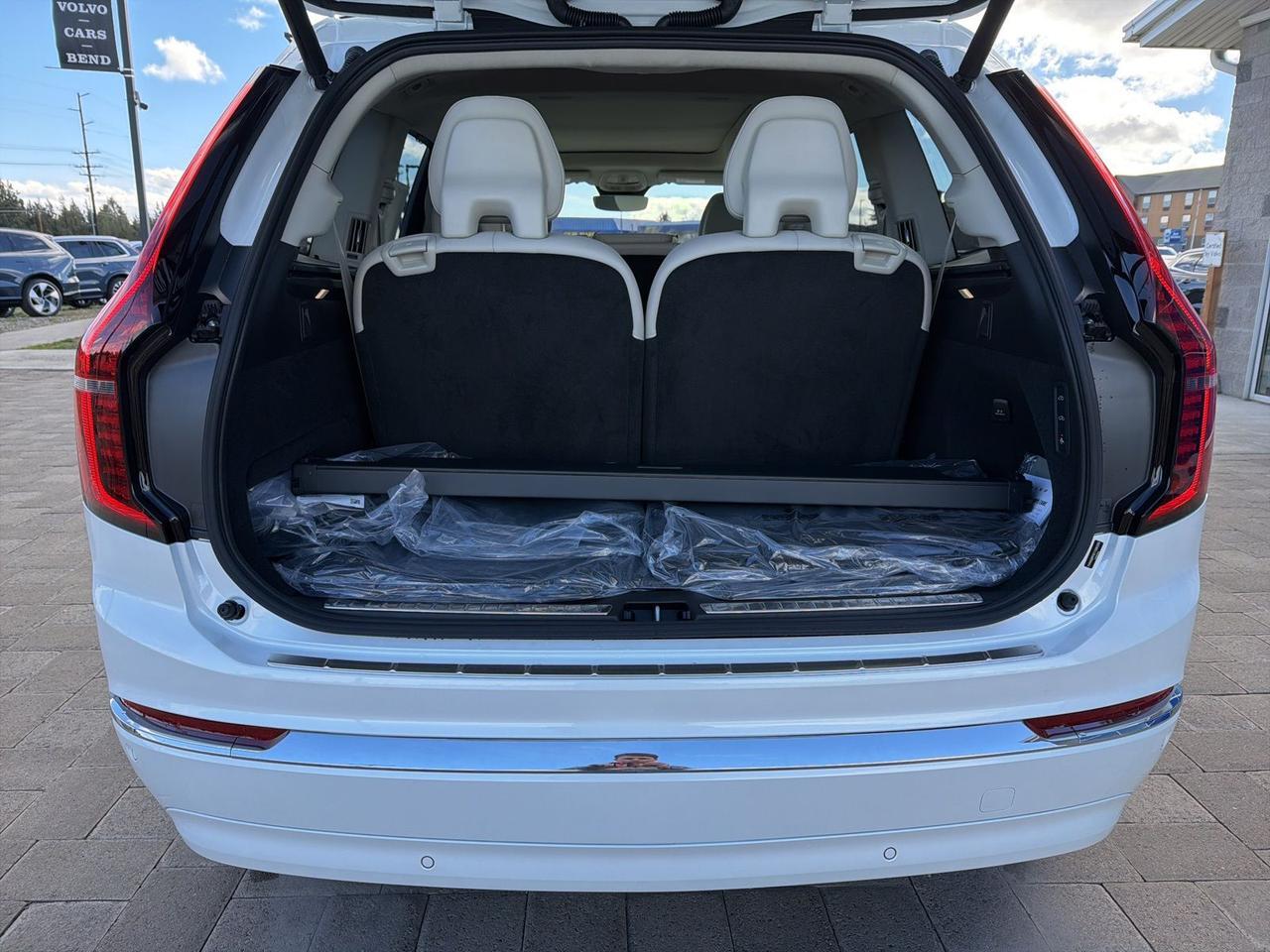 2026 Volvo XC90 Plug-In Hybrid T8 Ultra Bend OR