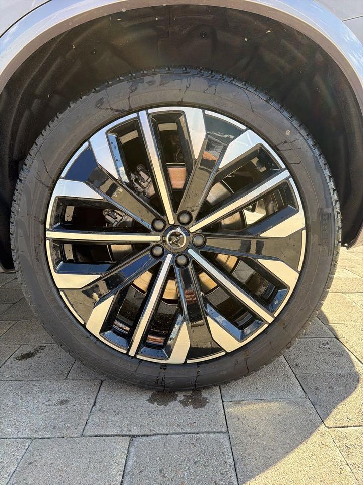 2026 Volvo XC90 Plug-In Hybrid T8 Ultra Bend OR