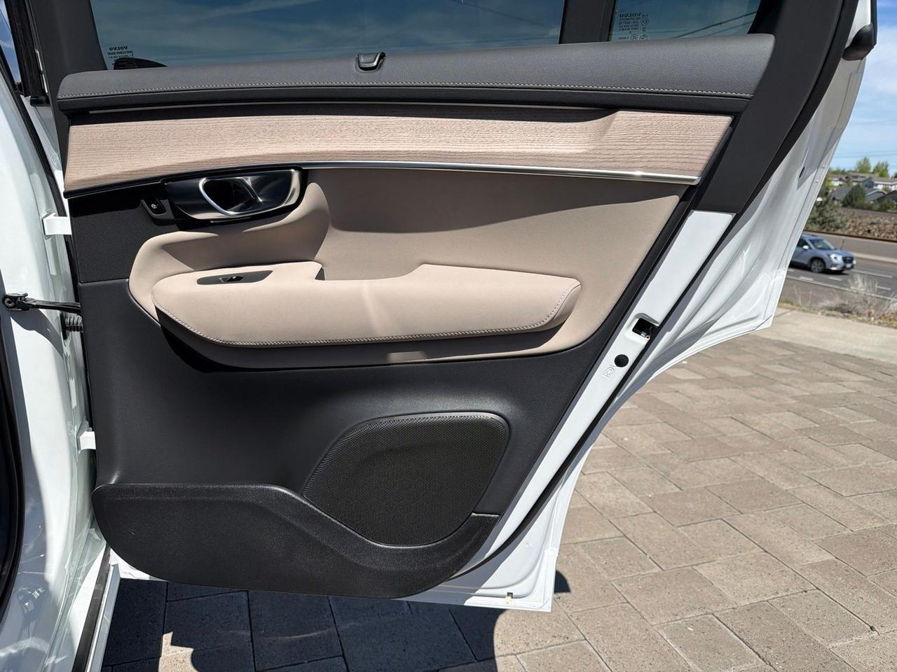 2026 Volvo XC90 Plug-In Hybrid T8 Ultra Bend OR