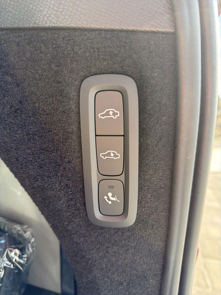 2026 Volvo XC90 Plug-In Hybrid T8 Ultra Bend OR