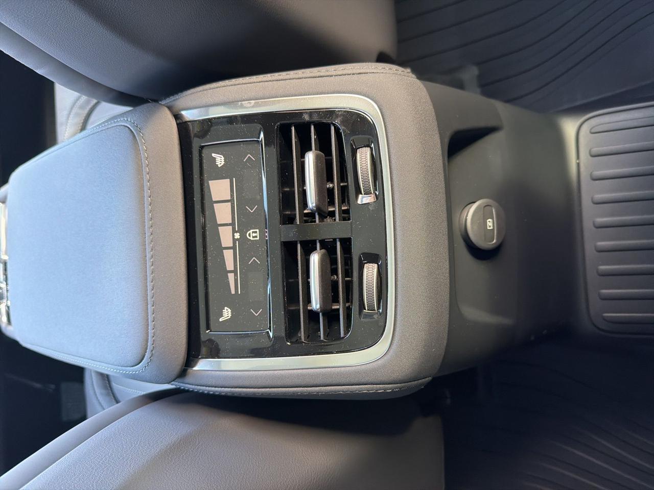 2026 Volvo XC90 Plug-In Hybrid T8 Ultra Bend OR