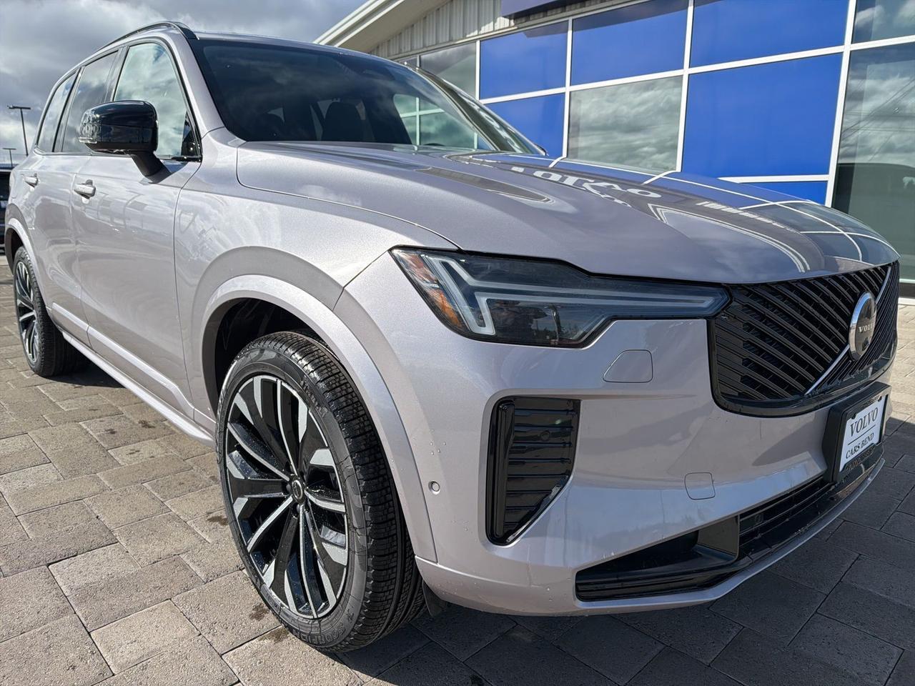 2026 Volvo XC90 Plug-In Hybrid T8 Ultra