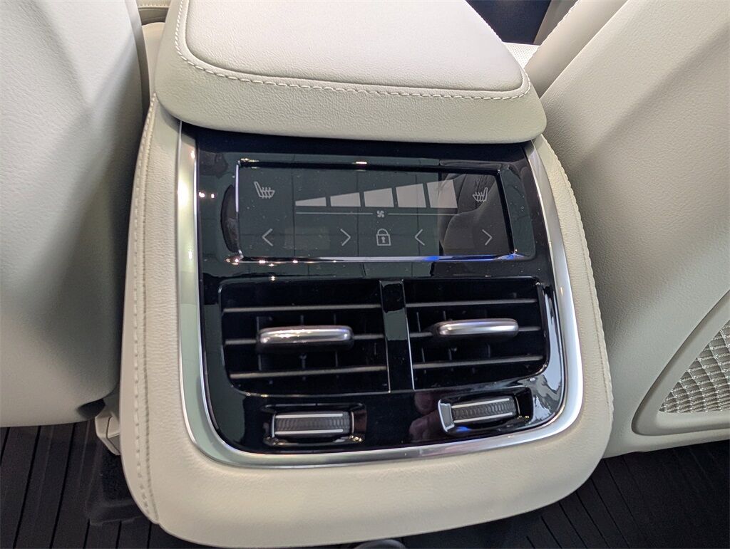 2026 Volvo XC90 Plug-In Hybrid T8 Ultra Hunt Valley MD