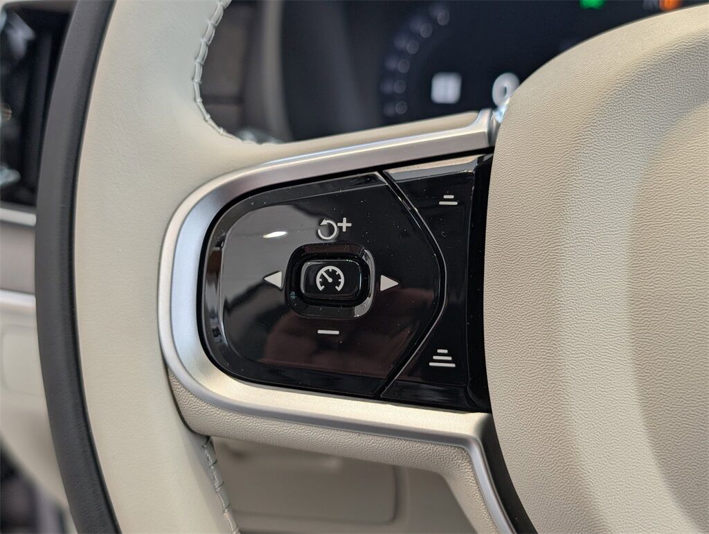 2026 Volvo XC90 Plug-In Hybrid T8 Ultra Hunt Valley MD