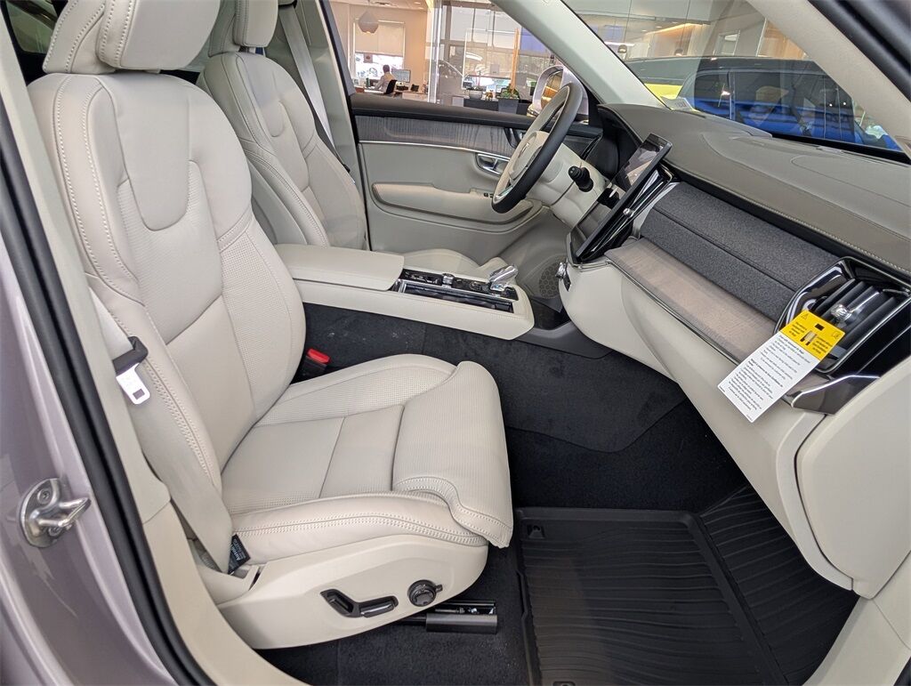 2026 Volvo XC90 Plug-In Hybrid T8 Ultra Hunt Valley MD