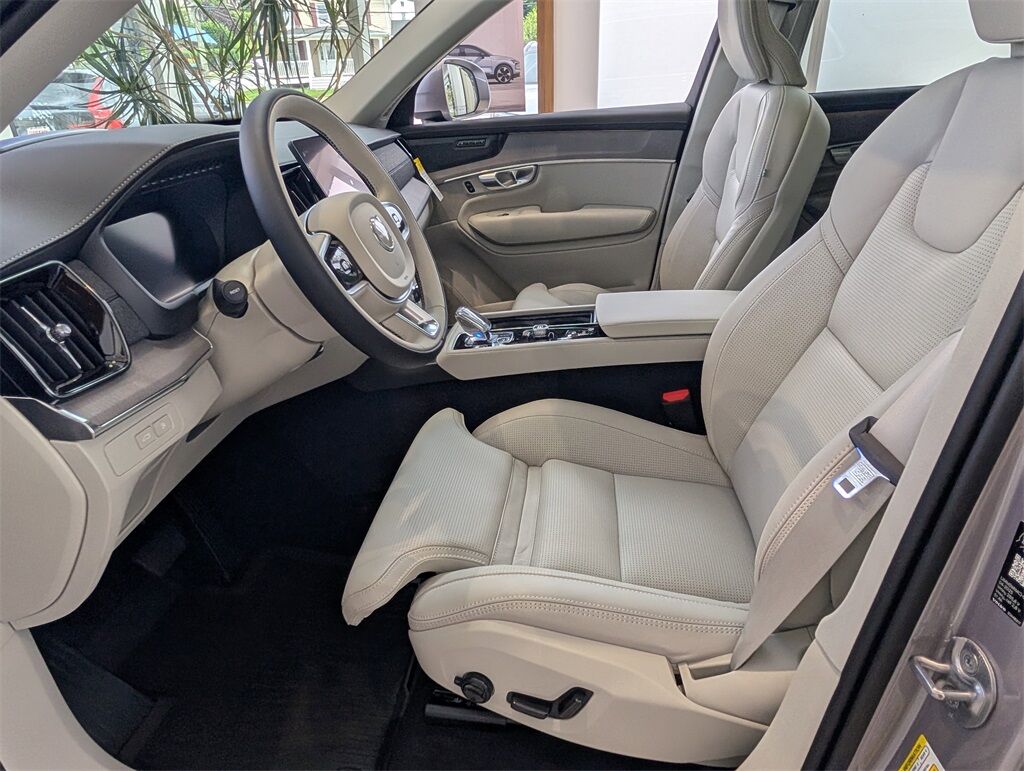 2026 Volvo XC90 Plug-In Hybrid T8 Ultra Hunt Valley MD
