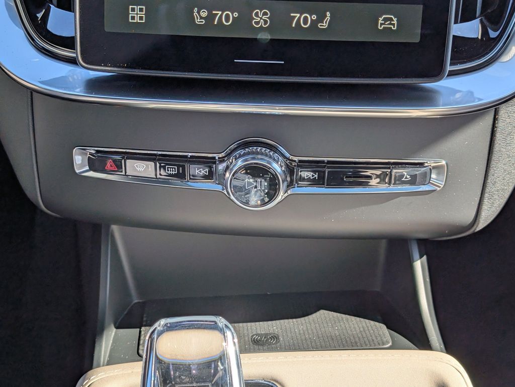 2026 Volvo XC90 Plug-In Hybrid T8 Ultra Hunt Valley MD