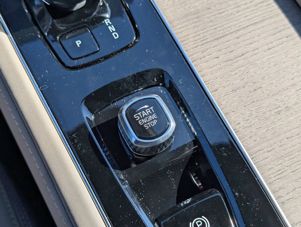 2026 Volvo XC90 Plug-In Hybrid T8 Ultra Hunt Valley MD