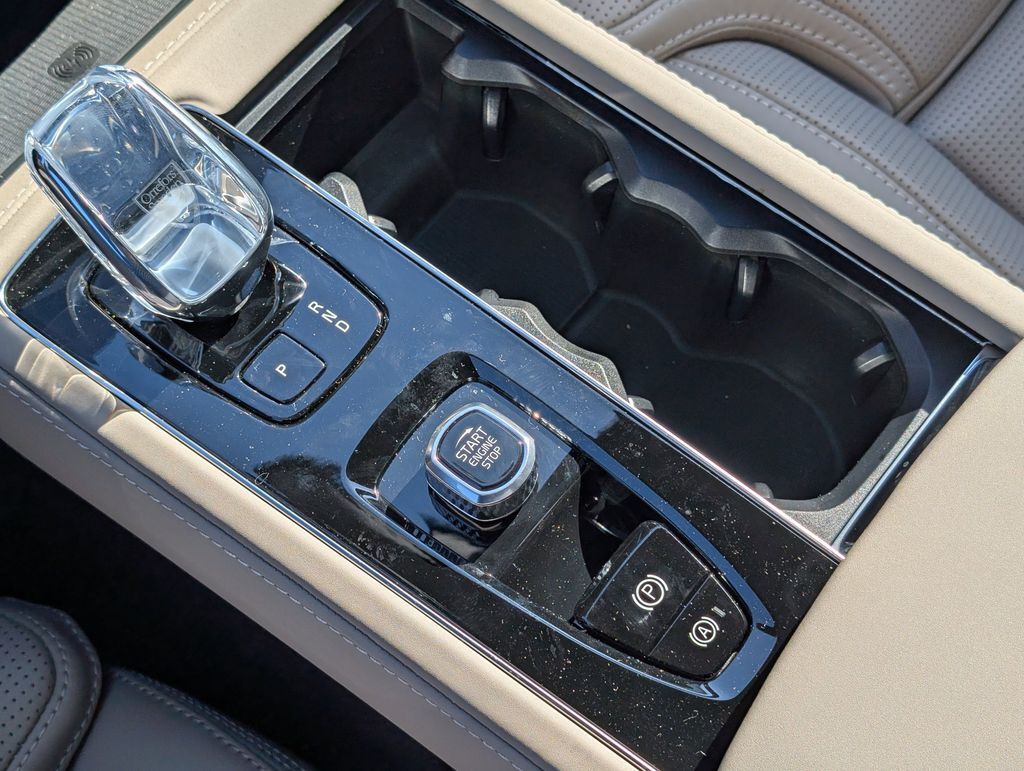 2026 Volvo XC90 Plug-In Hybrid T8 Ultra Hunt Valley MD