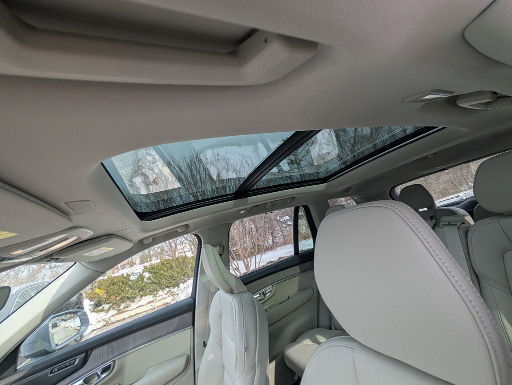 2026 Volvo XC90 Plug-In Hybrid T8 Ultra Hunt Valley MD