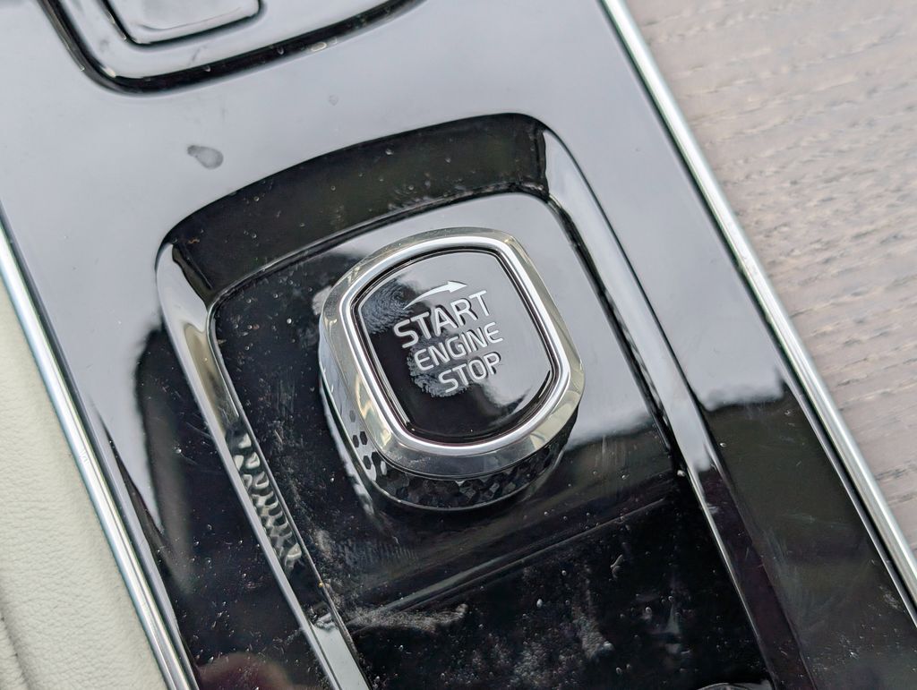 2026 Volvo XC90 Plug-In Hybrid T8 Ultra Hunt Valley MD