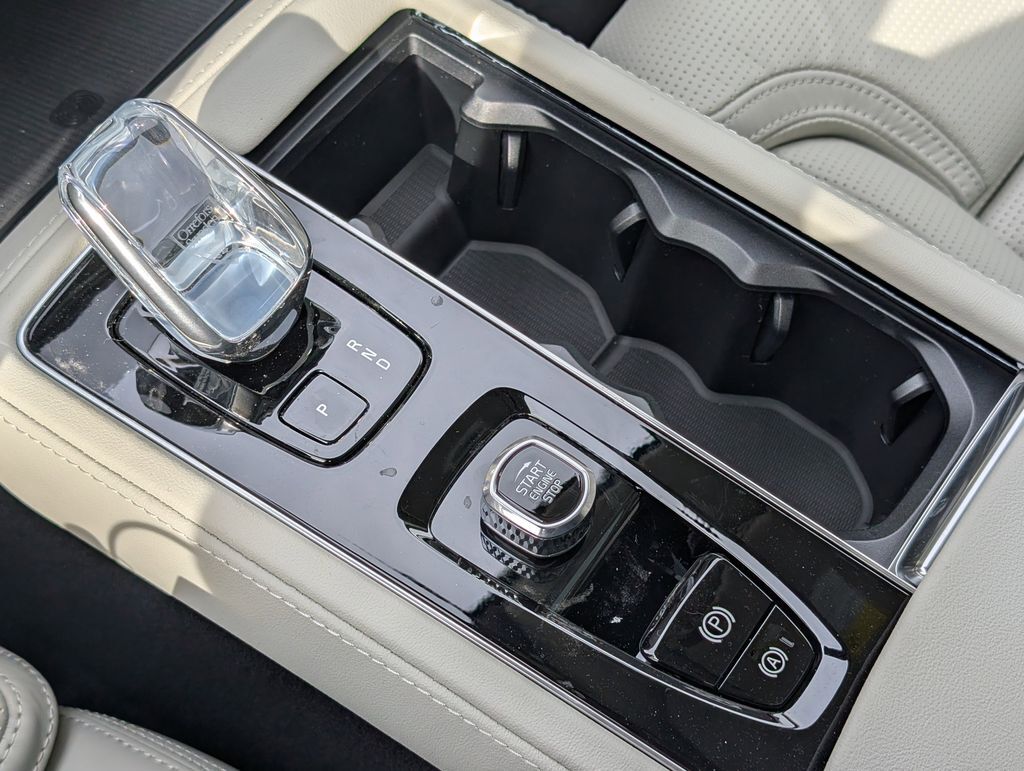 2026 Volvo XC90 Plug-In Hybrid T8 Ultra Hunt Valley MD