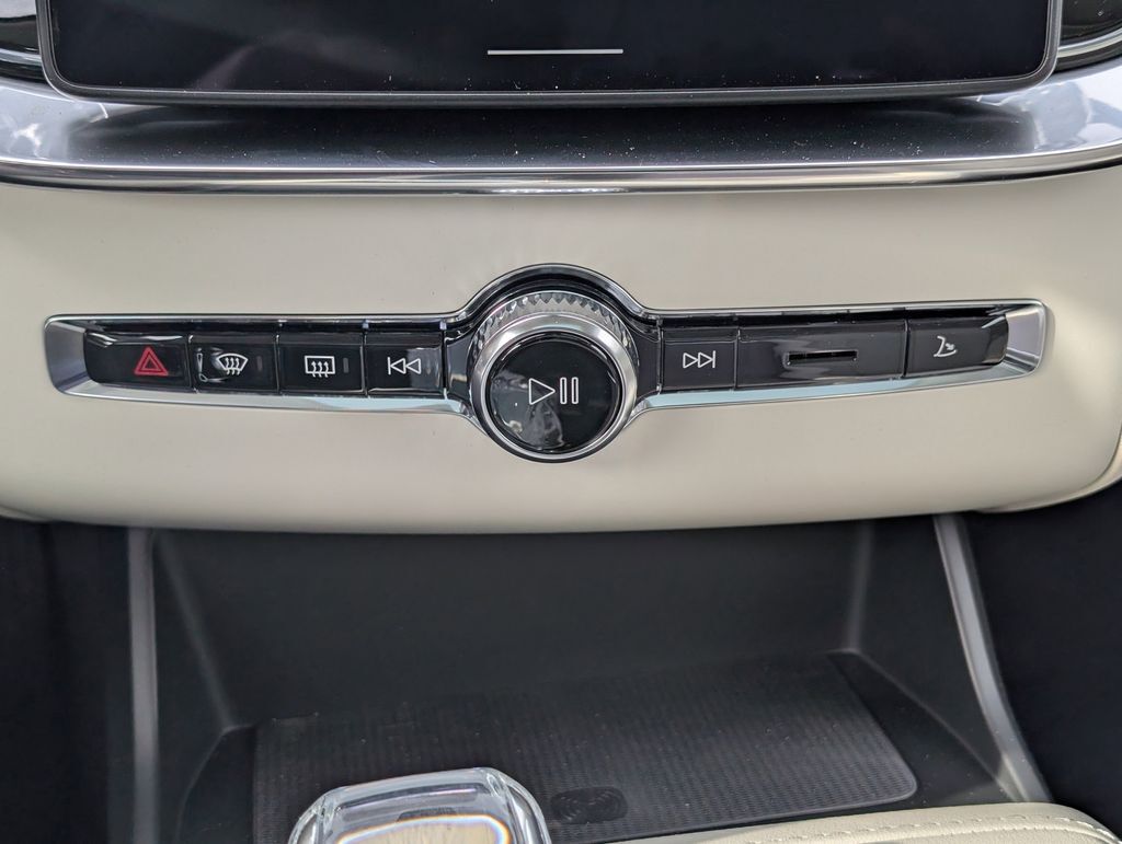 2026 Volvo XC90 Plug-In Hybrid T8 Ultra Hunt Valley MD