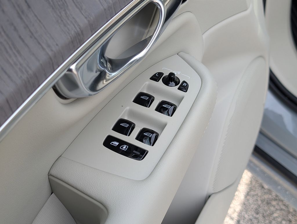 2026 Volvo XC90 Plug-In Hybrid T8 Ultra Hunt Valley MD