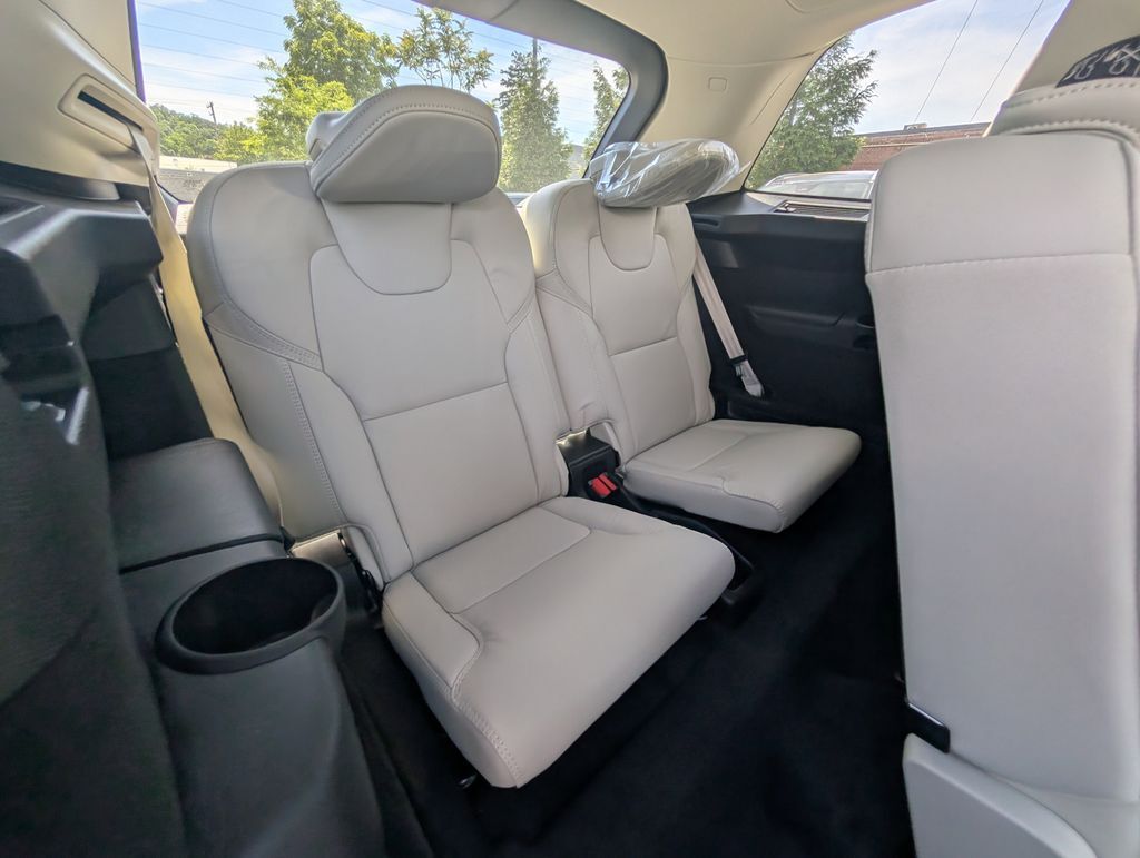 2026 Volvo XC90 Plug-In Hybrid T8 Ultra Hunt Valley MD