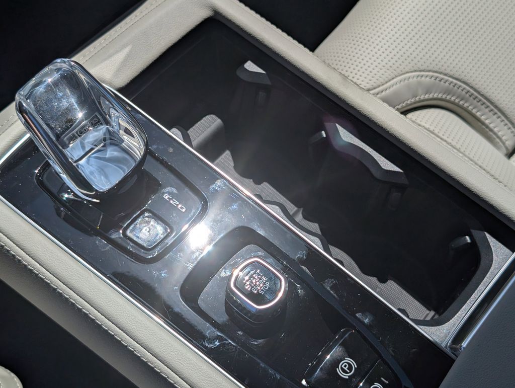 2026 Volvo XC90 Plug-In Hybrid T8 Ultra Hunt Valley MD