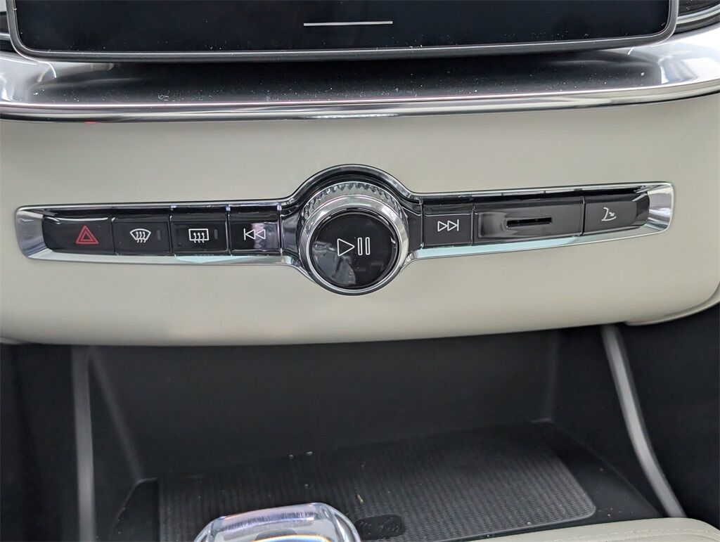 2026 Volvo XC90 Plug-In Hybrid T8 Ultra Hunt Valley MD