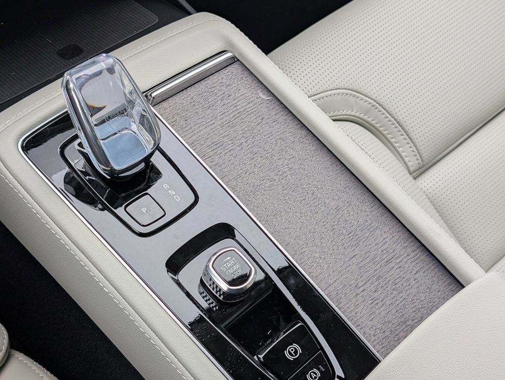 2026 Volvo XC90 Plug-In Hybrid T8 Ultra Hunt Valley MD