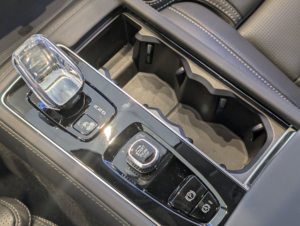 2026 Volvo XC90 Plug-In Hybrid T8 Ultra Hunt Valley MD