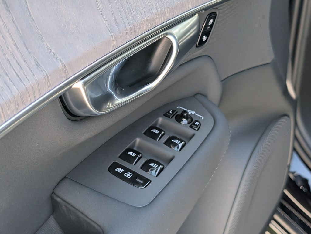 2026 Volvo XC90 Plug-In Hybrid T8 Ultra Hunt Valley MD