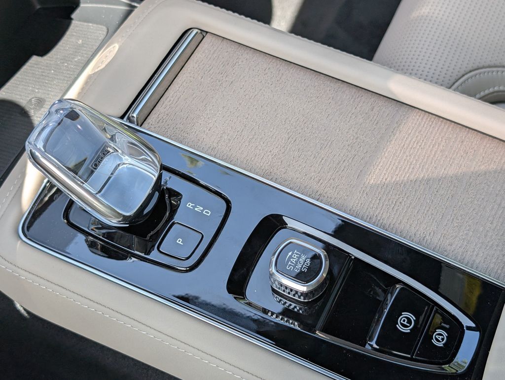 2026 Volvo XC90 Plug-In Hybrid T8 Ultra Hunt Valley MD