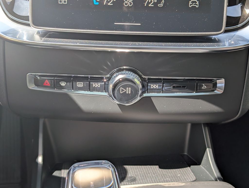 2026 Volvo XC90 Plug-In Hybrid T8 Ultra Hunt Valley MD