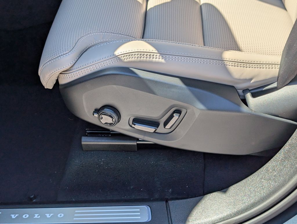 2026 Volvo XC90 Plug-In Hybrid T8 Ultra Hunt Valley MD