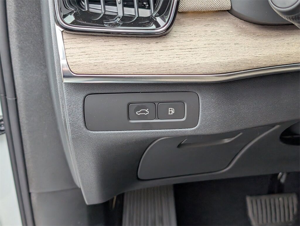 2026 Volvo XC90 Plug-In Hybrid T8 Ultra Hunt Valley MD