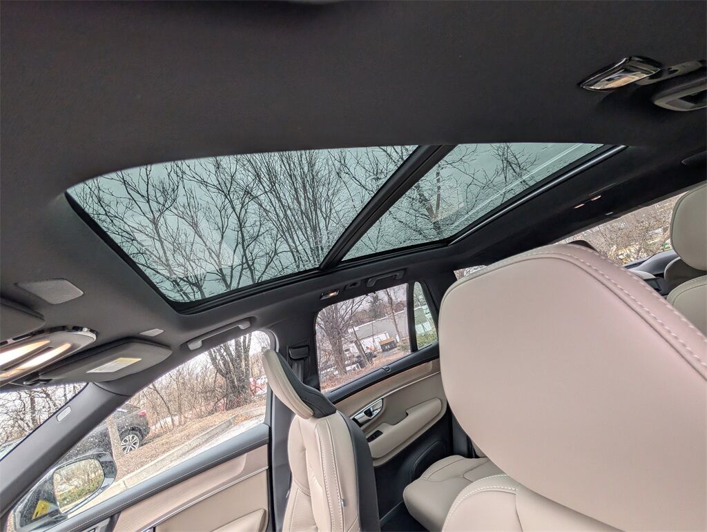 2026 Volvo XC90 Plug-In Hybrid T8 Ultra Hunt Valley MD