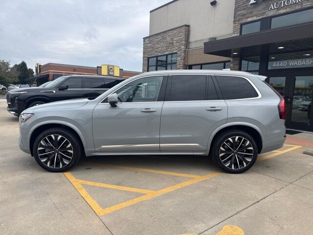 2026 Volvo XC90 Plus