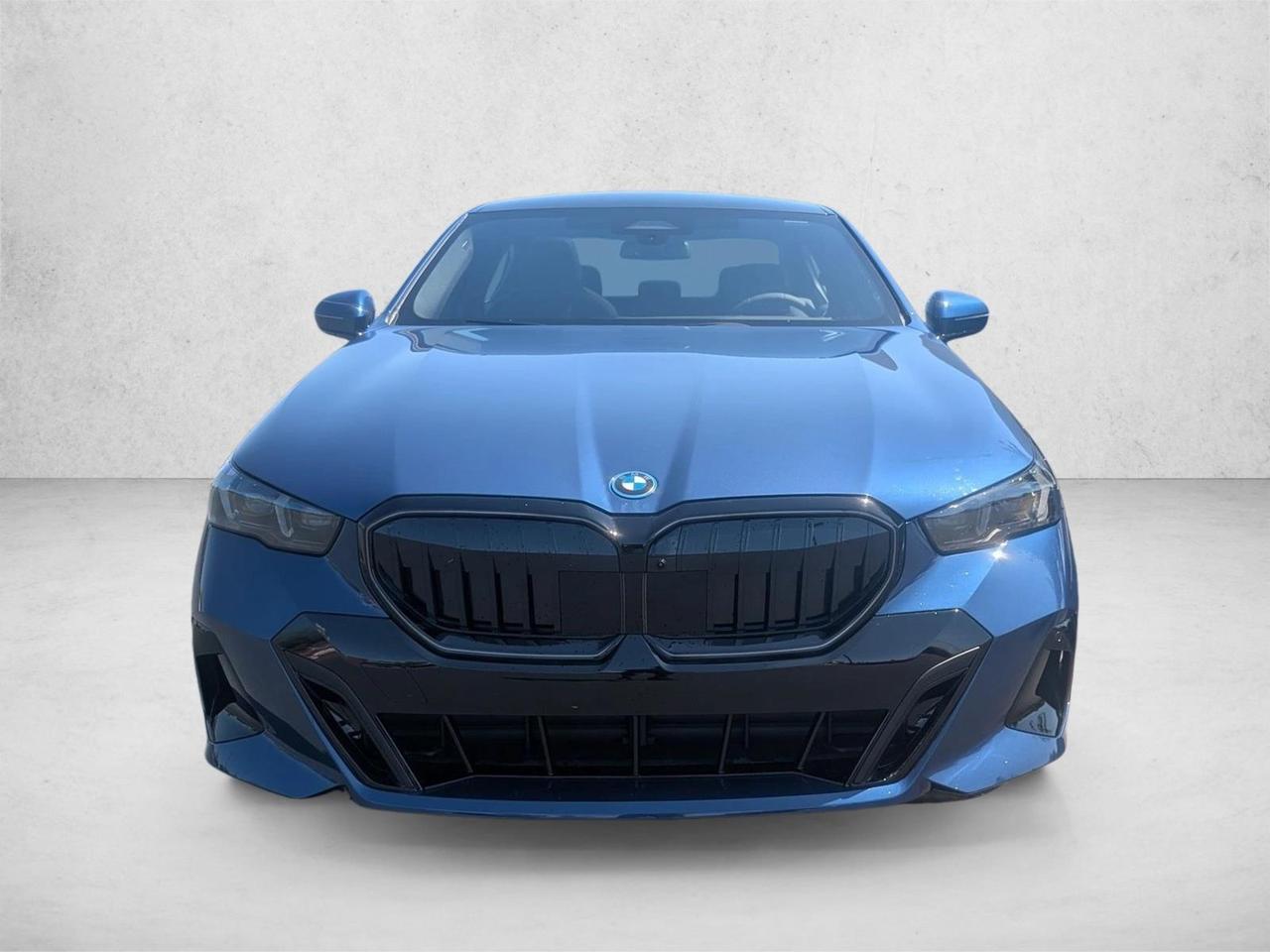 2027 BMW 5 Series 550e xDrive
