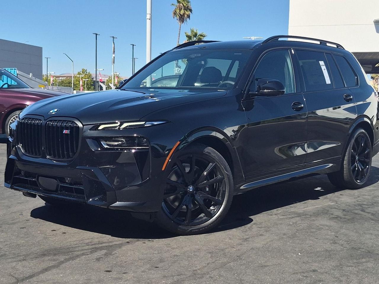 2027 BMW X7 M60i