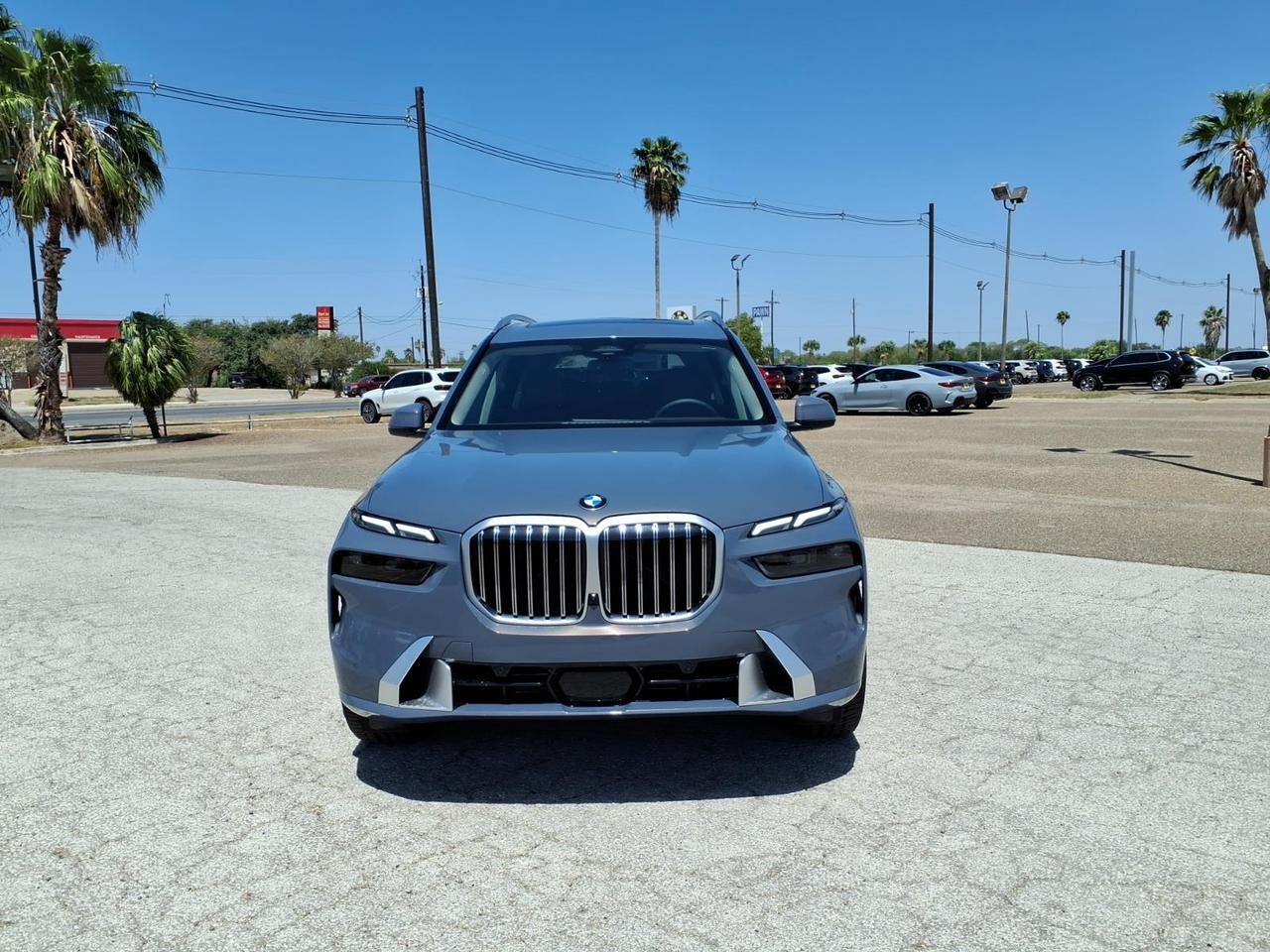 2027 BMW X7 xDrive40i