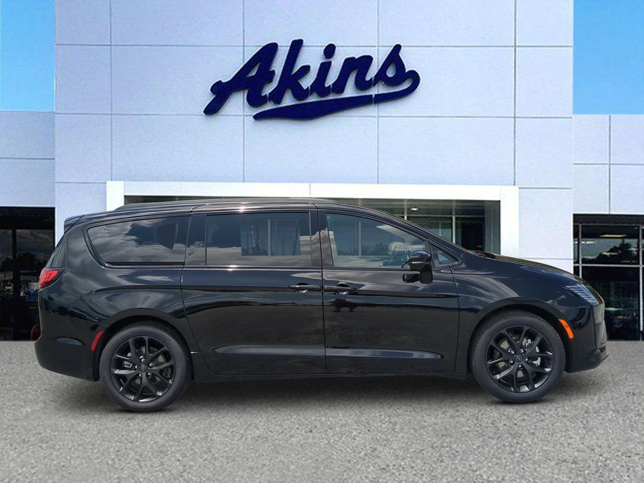 2027 Chrysler Pacifica