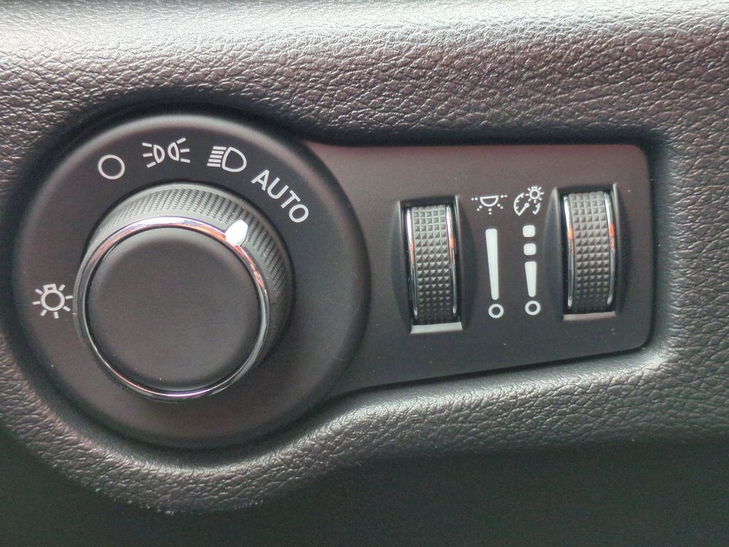2027 Chrysler Pacifica Limited Gresham OR