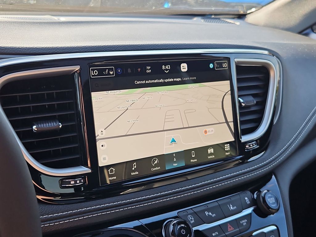 2027 Chrysler Pacifica Limited Portland OR