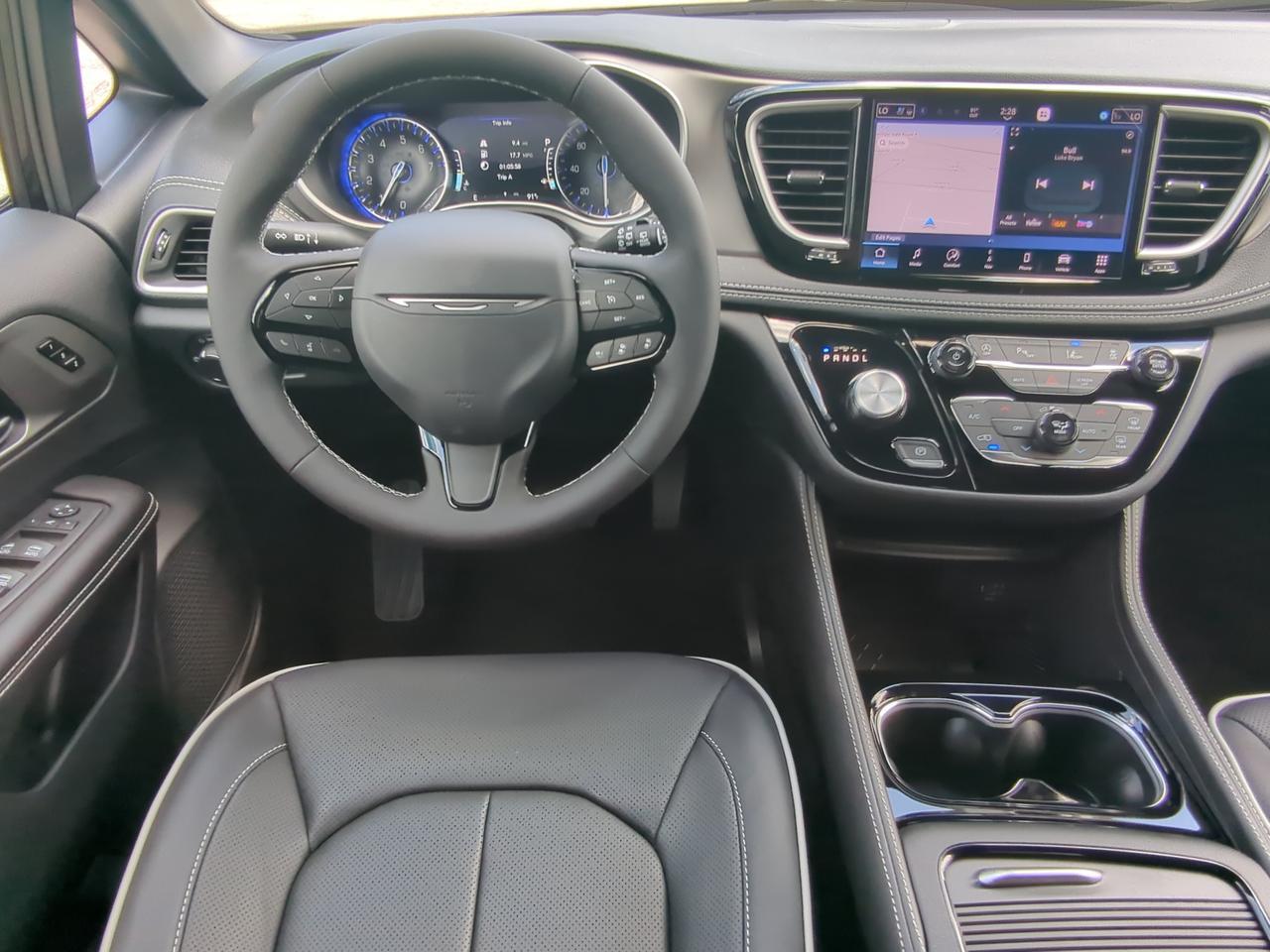 2027 Chrysler Pacifica Limited Winder GA