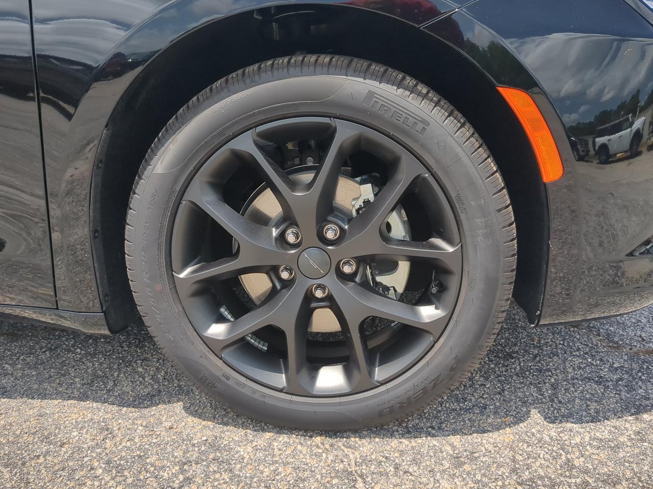 2027 Chrysler Pacifica Limited Winder GA